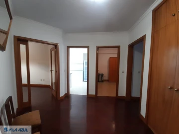 Apartamento T2 para Arrendamento em Lordelo do Ouro e Massarelos