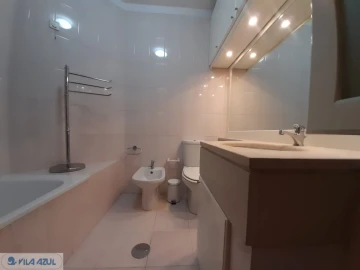 Apartamento T2 para Arrendamento em Lordelo do Ouro e Massarelos