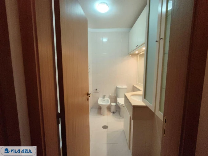 Apartamento T2 para Arrendamento em Lordelo do Ouro e Massarelos Foto 25