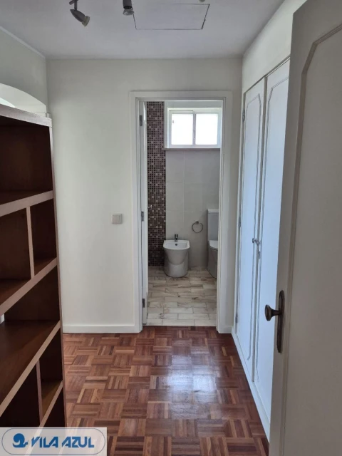 Apartamento T4 para Arrendamento em Cedofeita, Santo Ildefonso, Sé, Miragaia, São Nicolau e Vitória
