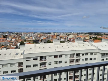 Apartamento T4 para Arrendamento em Cedofeita, Santo Ildefonso, Sé, Miragaia, São Nicolau e Vitória