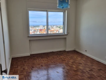 Apartamento T4 para Arrendamento em Cedofeita, Santo Ildefonso, Sé, Miragaia, São Nicolau e Vitória