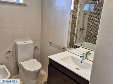 Apartamento T4 para Arrendamento em Cedofeita, Santo Ildefonso, Sé, Miragaia, São Nicolau e Vitória