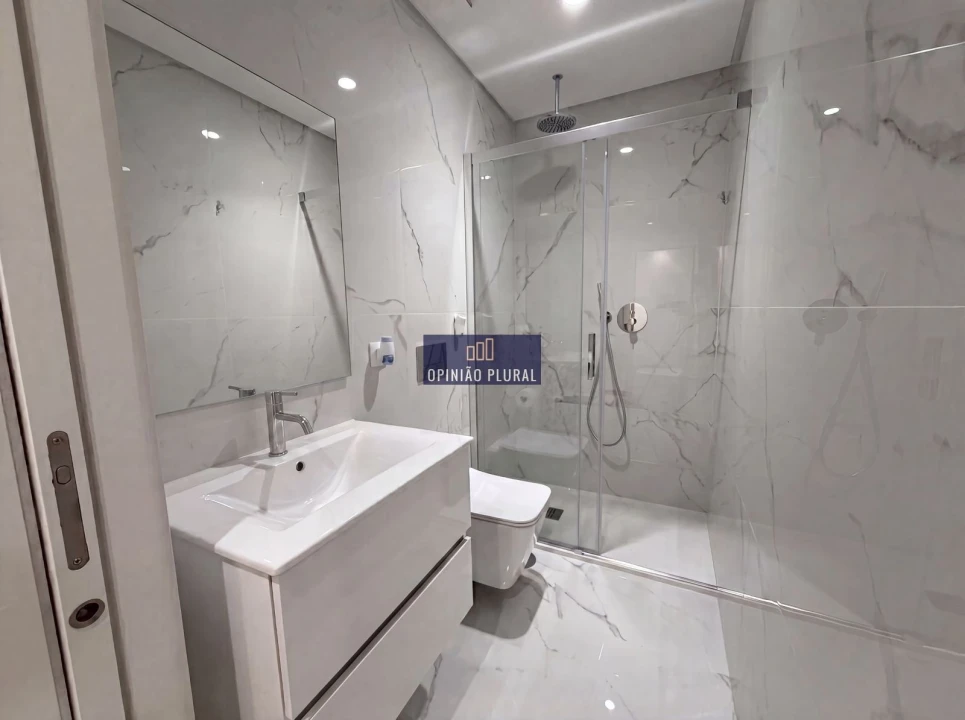 Apartamento T2 para Venda em Avintes Foto 9