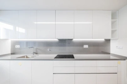 Moradia T4 para Venda em Carcavelos e Parede