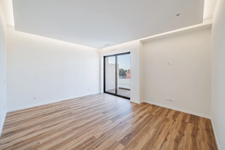 Moradia T4 para Venda em Carcavelos e Parede Foto 15