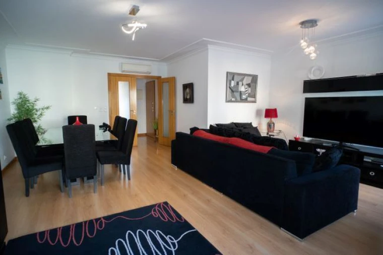 Apartamento T3 para Venda em São Domingos de Rana Foto 6