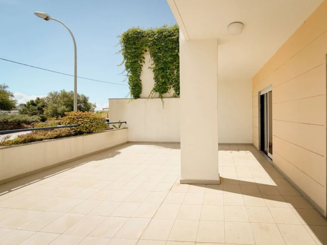 Apartamento T2 para Arrendamento em Oeiras e São Julião da Barra, Paço de Arcos e Caxias Foto 2