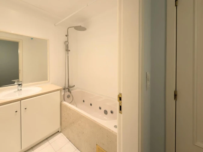 Apartamento T2 para Arrendamento em Oeiras e São Julião da Barra, Paço de Arcos e Caxias Foto 13