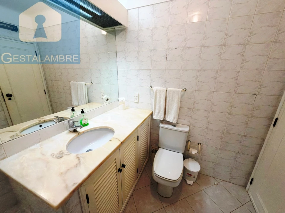 Apartamento T2 para Venda em Albufeira e Olhos de Água Foto 24