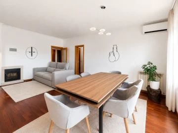 Apartamento T3 para Venda em Cidade da Maia