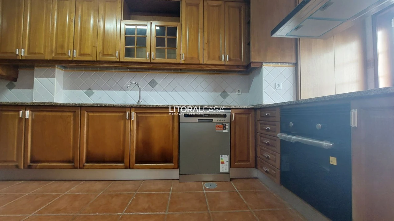 Apartamento T3 para Venda em São Bernardo Foto 2