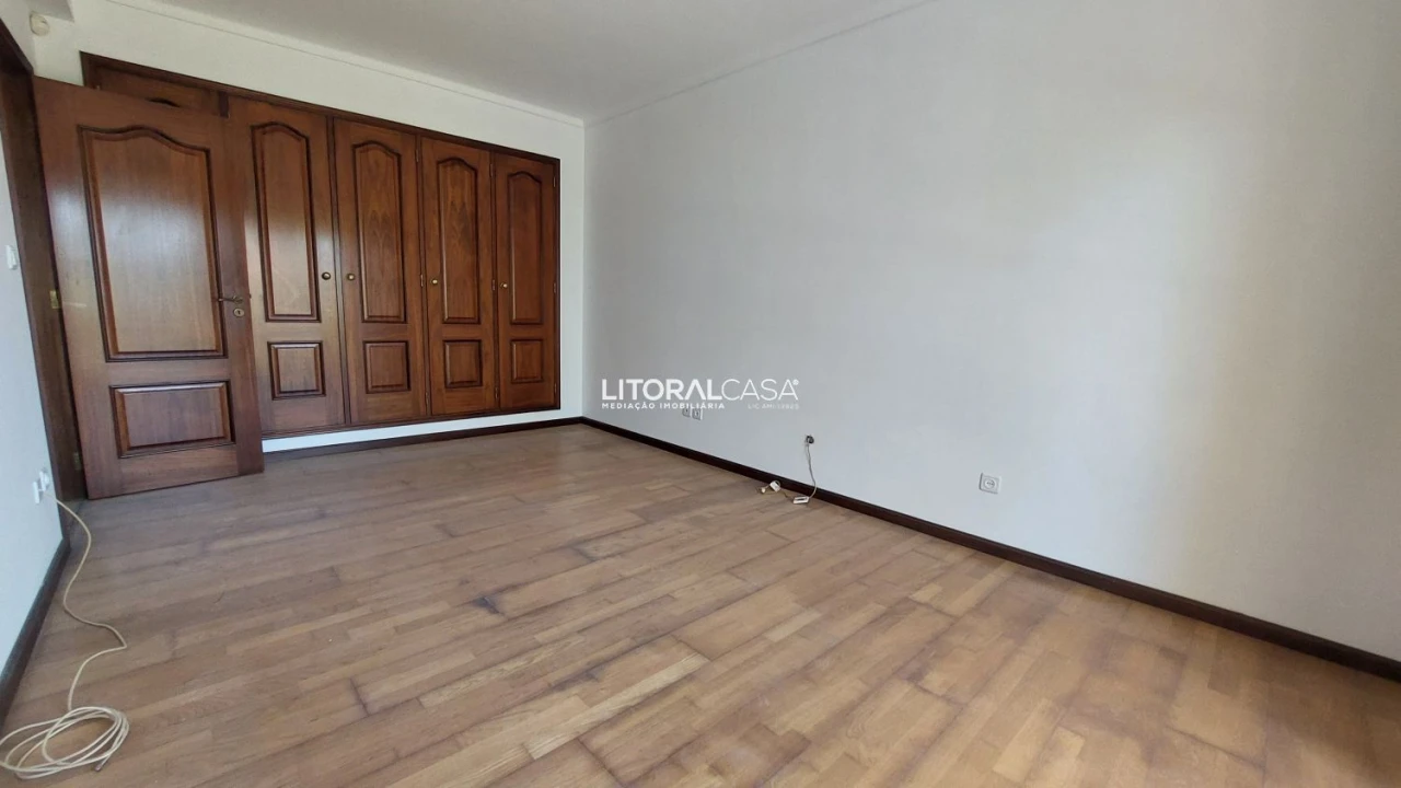 Apartamento T3 para Venda em São Bernardo Foto 10