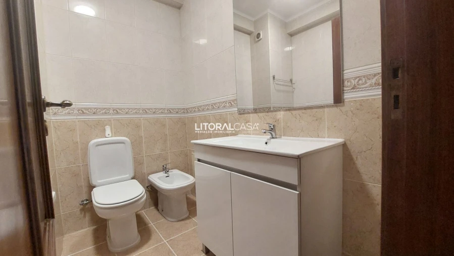 Apartamento T3 para Venda em São Bernardo Foto 21