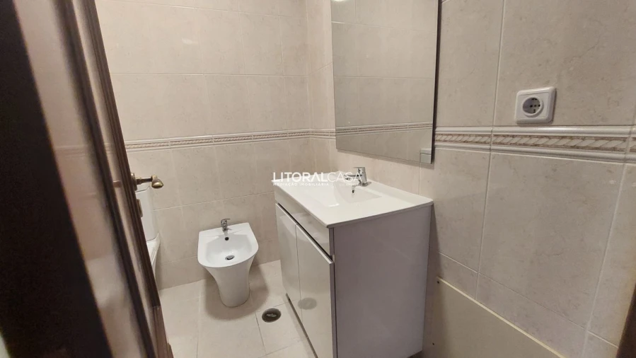 Apartamento T3 para Venda em São Bernardo Foto 22