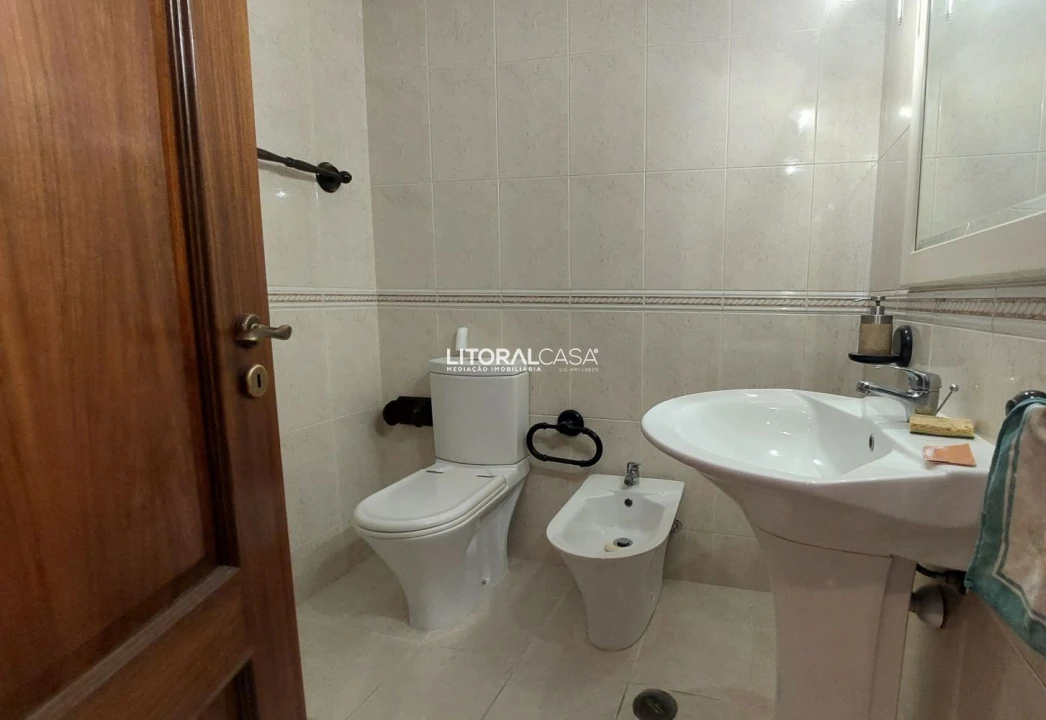 Apartamento T3 para Venda em São Bernardo Foto 19