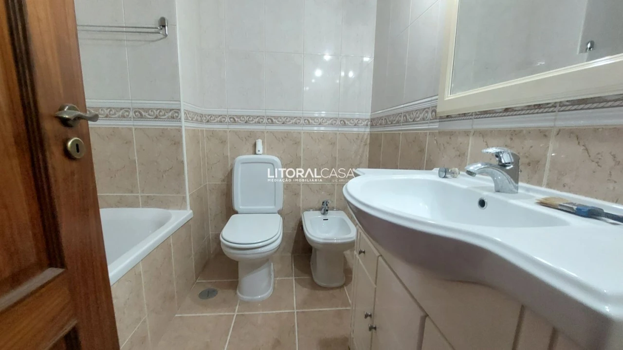 Apartamento T3 para Venda em São Bernardo Foto 16