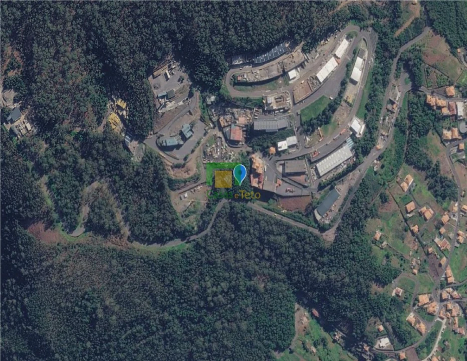 Terreno para Venda em Ribeira Brava Foto 1