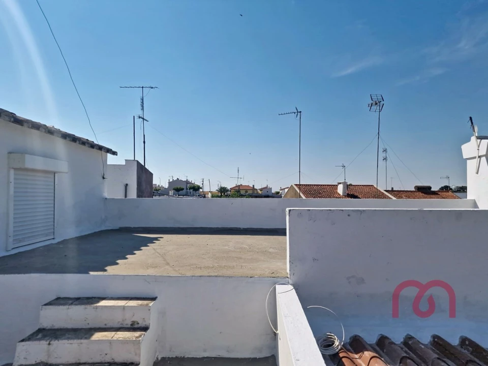 Moradia T4 para Venda em Ciladas Foto 35
