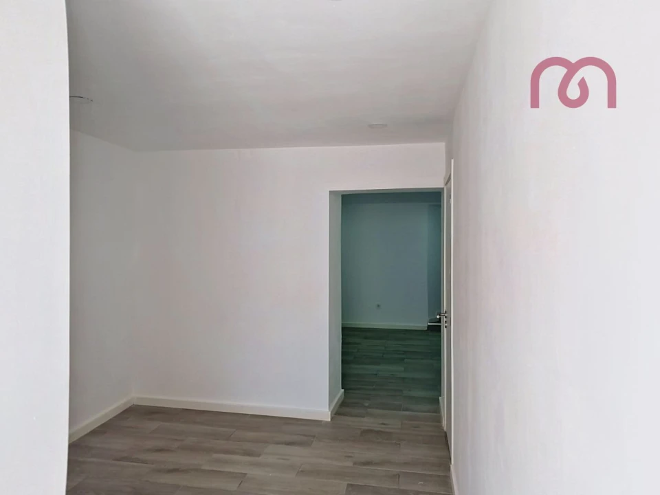 Moradia T4 para Venda em Ciladas Foto 5