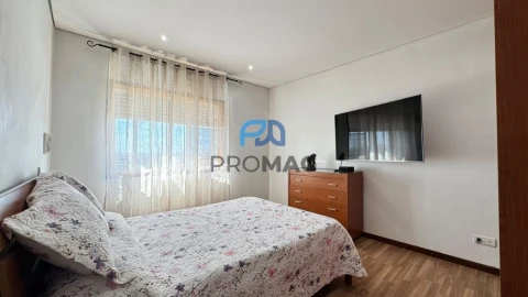 Apartamento T2 para Venda em Fânzeres e São Pedro da Cova