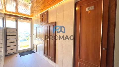 Apartamento T2 para Venda em Fânzeres e São Pedro da Cova