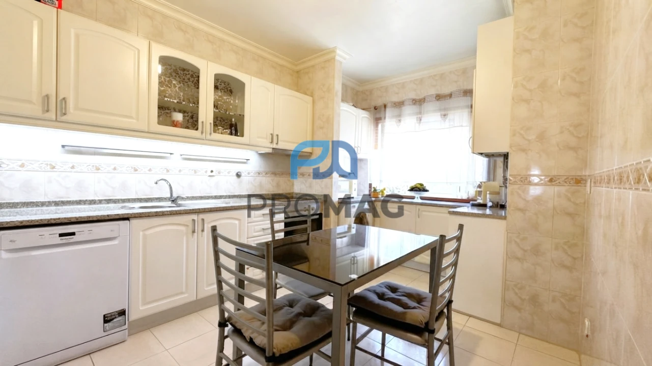 Apartamento T2 para Venda em Fânzeres e São Pedro da Cova Foto 10