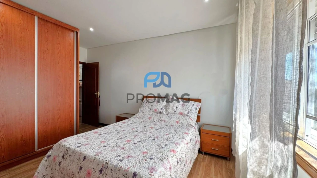 Apartamento T2 para Venda em Fânzeres e São Pedro da Cova Foto 33