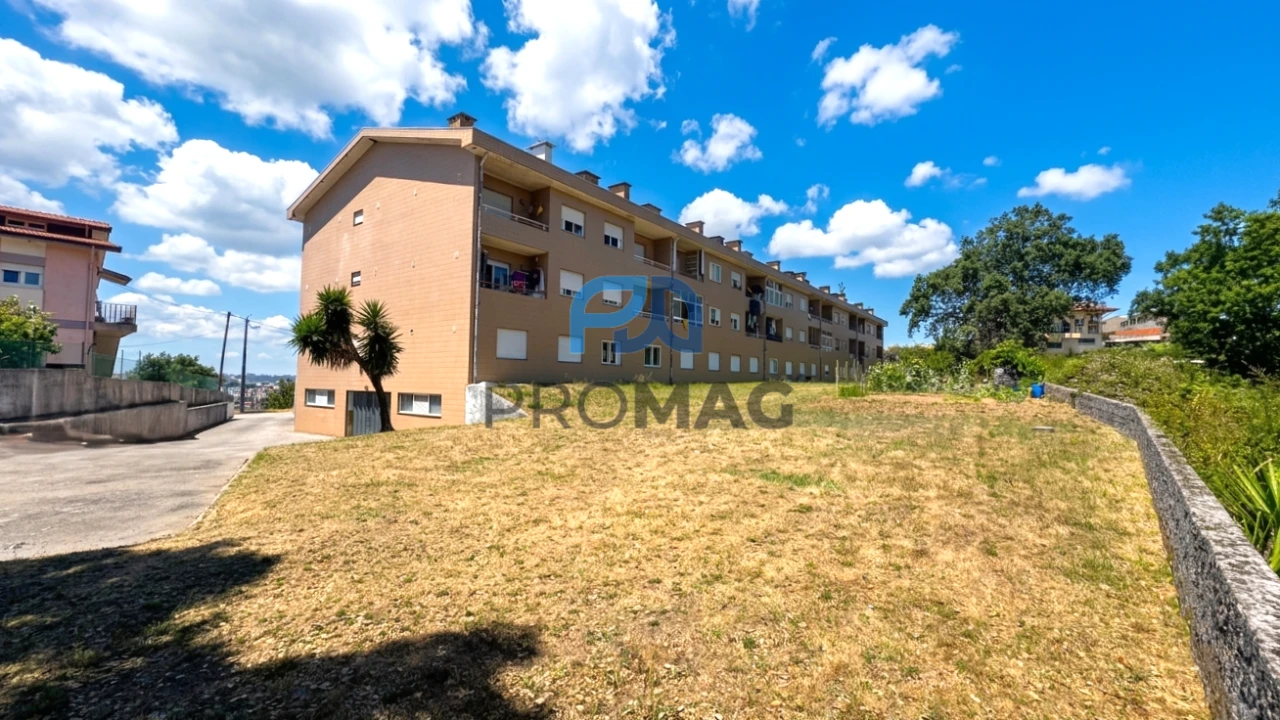 Apartamento T2 para Venda em Fânzeres e São Pedro da Cova Foto 40