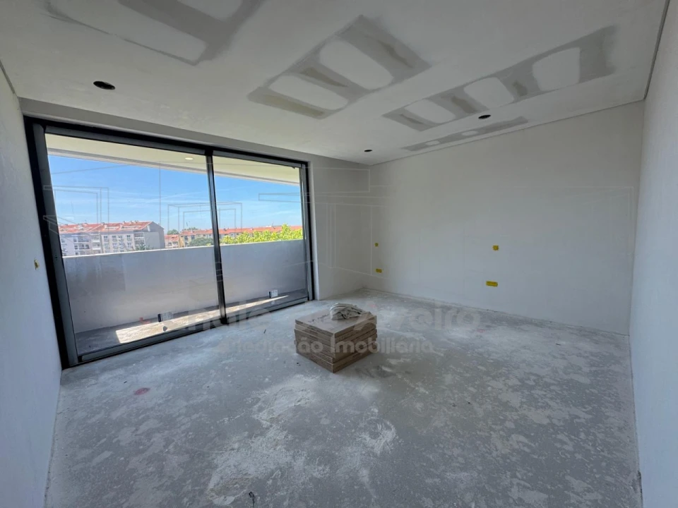 Apartamento T3 para Venda em Esgueira Foto 4