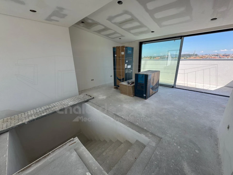 Apartamento T3 para Venda em Esgueira Foto 5