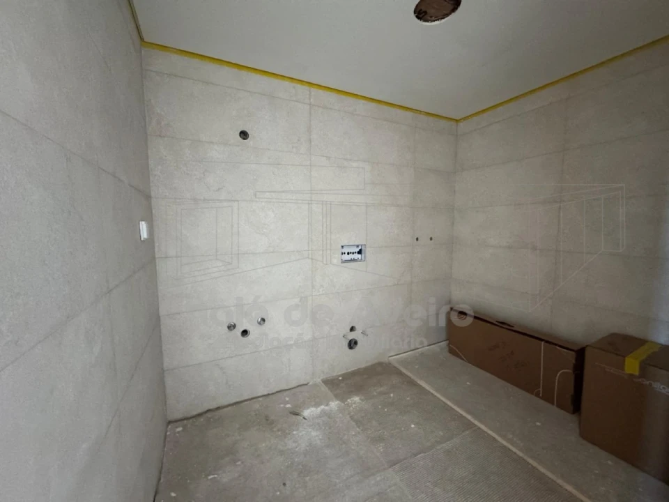 Apartamento T3 para Venda em Esgueira Foto 18