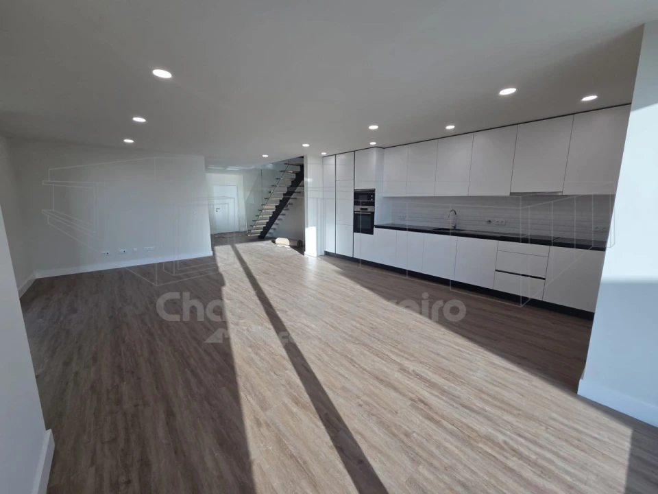 Moradia T3 para Venda em Aradas Foto 11