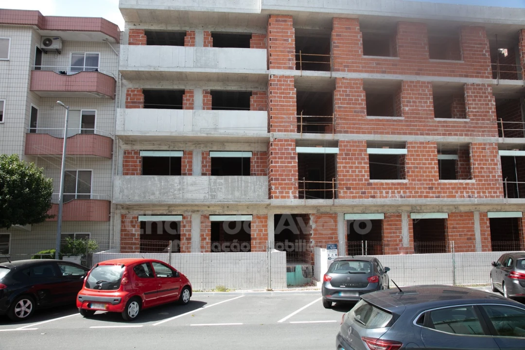Apartamento T3 para Venda em O. Azeméis, Riba-Ul, Ul, Macinhata Seixa, Madail Foto 4