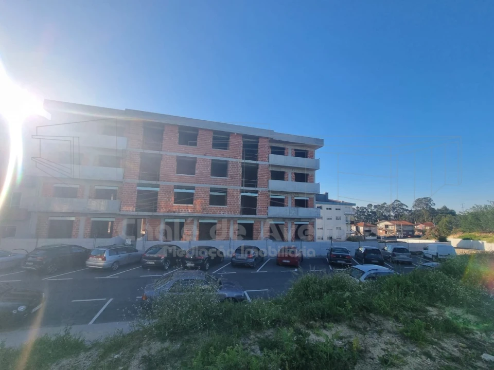 Apartamento T3 para Venda em O. Azeméis, Riba-Ul, Ul, Macinhata Seixa, Madail Foto 11