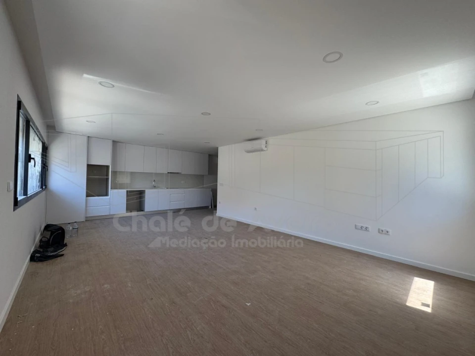 Apartamento T2 para Venda em Esgueira Foto 2