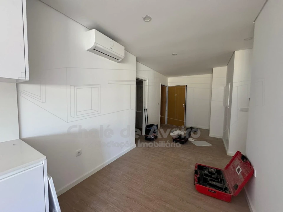 Apartamento T2 para Venda em Esgueira Foto 5