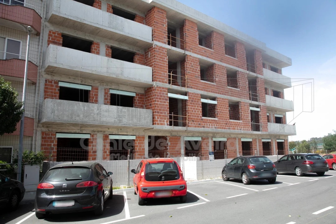 Apartamento T2 para Venda em O. Azeméis, Riba-Ul, Ul, Macinhata Seixa, Madail Foto 5