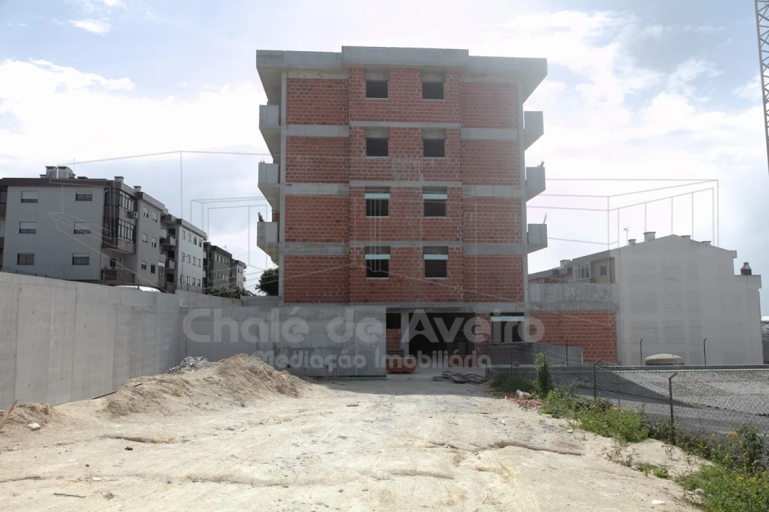 Apartamento T2 para Venda em O. Azeméis, Riba-Ul, Ul, Macinhata Seixa, Madail Foto 6