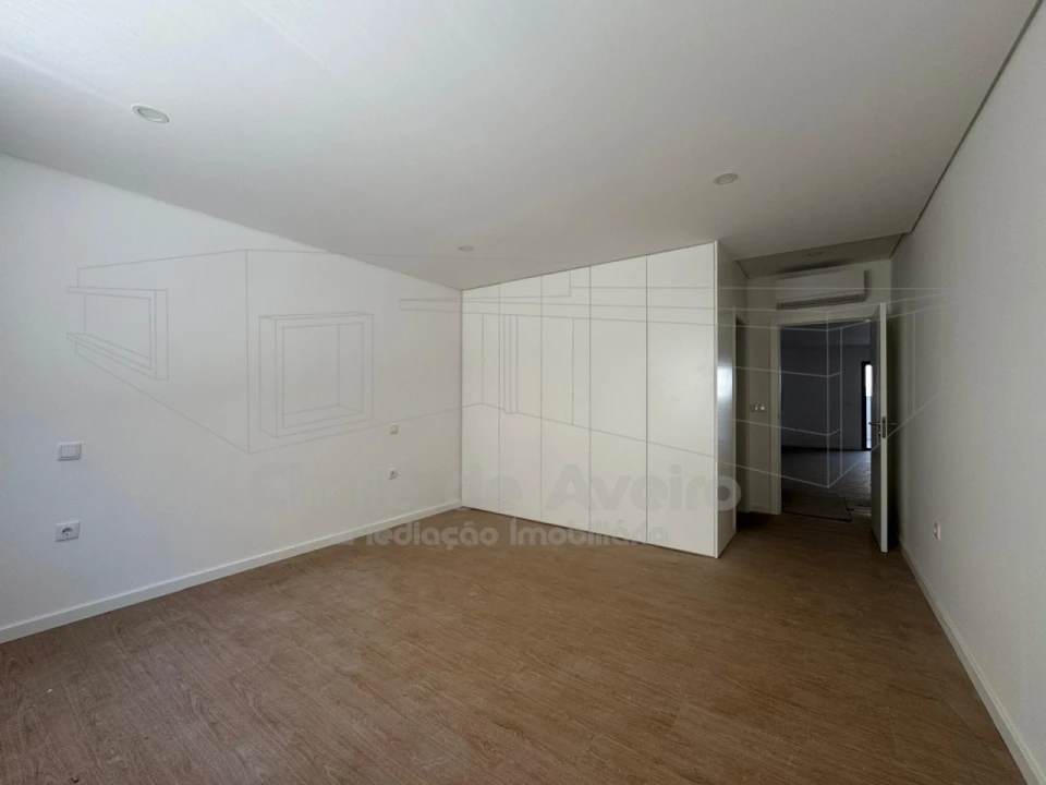 Apartamento T2 para Venda em Esgueira Foto 14