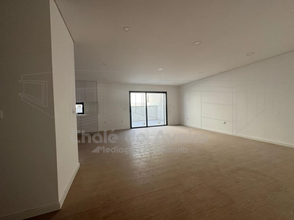 Apartamento T2 para Venda em Esgueira Foto 6