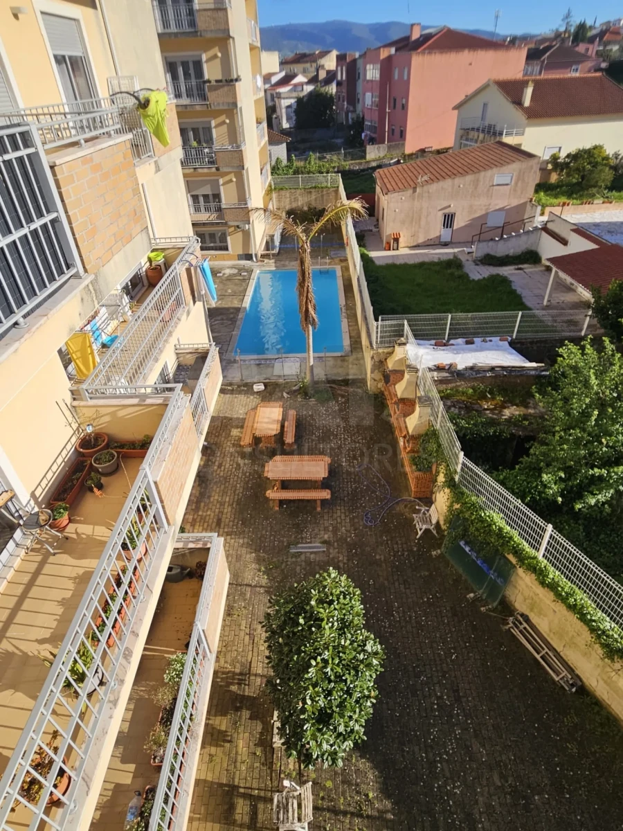 Apartamento T3 para Venda em Cadaval e Pêro Moniz Foto 7