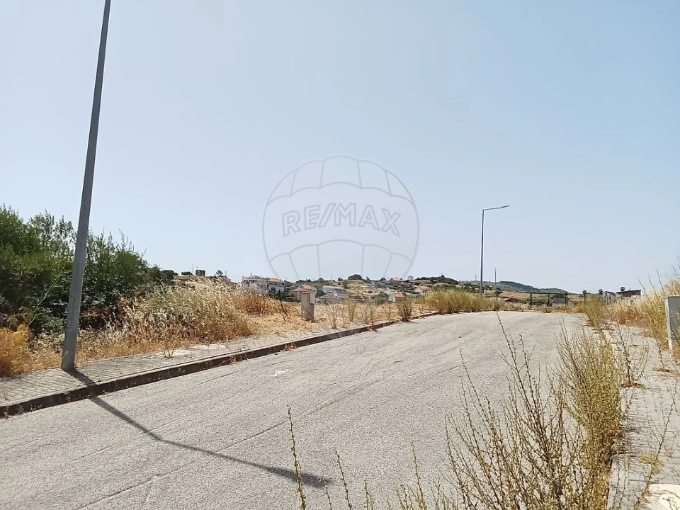 Terreno para Venda em Loures Foto 6