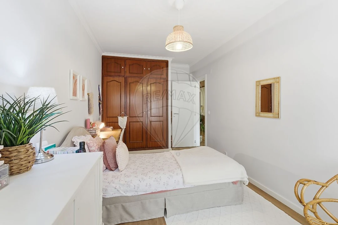 Apartamento T3 para Venda em Caparica e Trafaria Foto 11