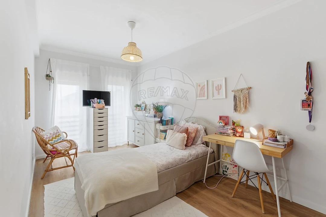 Apartamento T3 para Venda em Caparica e Trafaria Foto 12