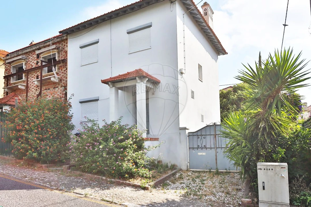 Moradia T2 para Venda em Olivais Foto 15
