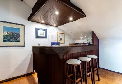 Apartamento T5 para Venda em Santa Maria, São Pedro e Matacães