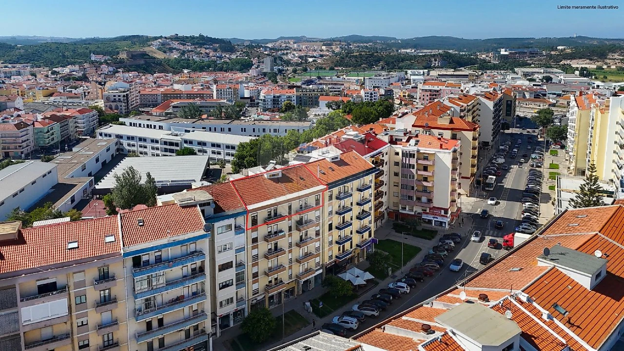 Apartamento T5 para Venda em Santa Maria, São Pedro e Matacães Foto 32