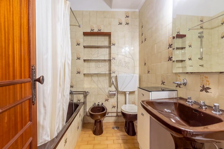 Apartamento T5 para Venda em Santa Maria, São Pedro e Matacães Foto 28
