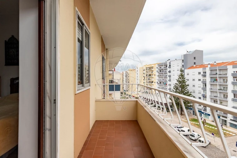 Apartamento T5 para Venda em Santa Maria, São Pedro e Matacães Foto 16